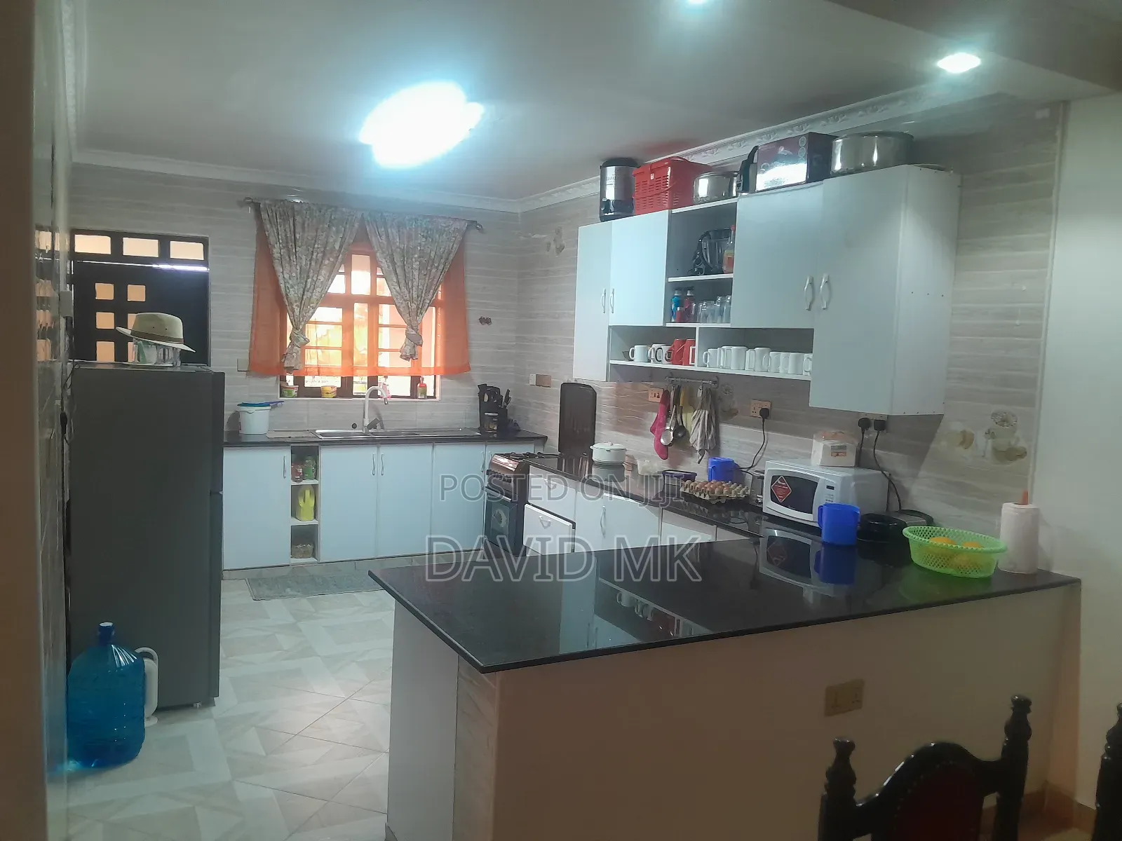 7bdrm Maisonette in Sukari for sale