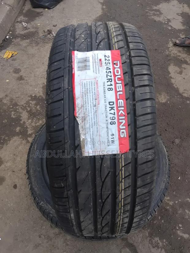 225/45 R18 Double King
