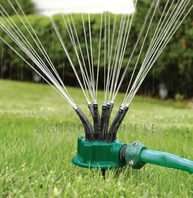 360 Degrees Automatic Garden Sprinkler - main view