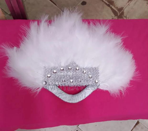 White Gold Executive Ladies Fans - thumbnail 3