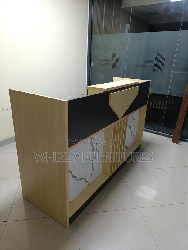 1800mm Front Reception Desk - thumbnail 3