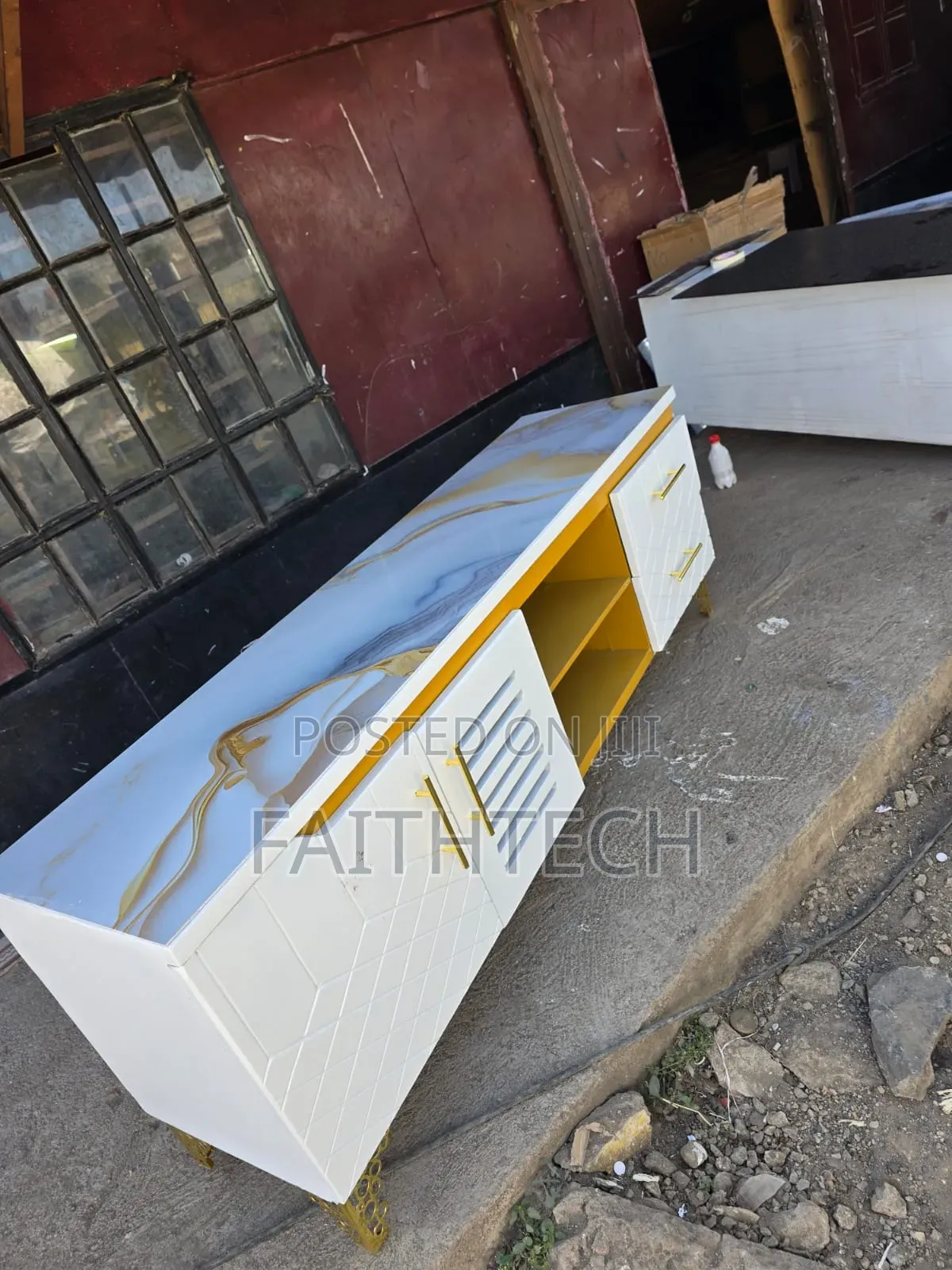 *5fts Modern Tv Stand With Marble Top