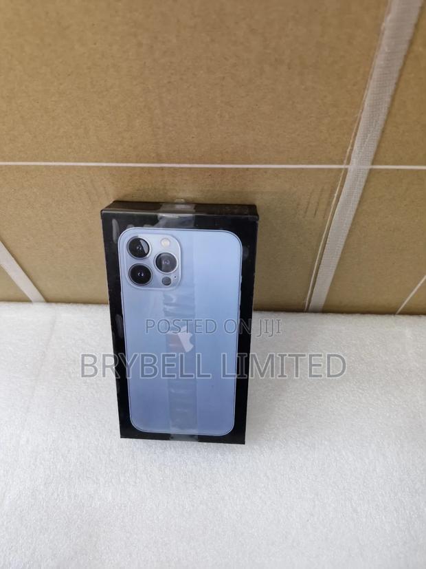 New Apple iPhone 13 Pro Max 256 GB Blue - main view