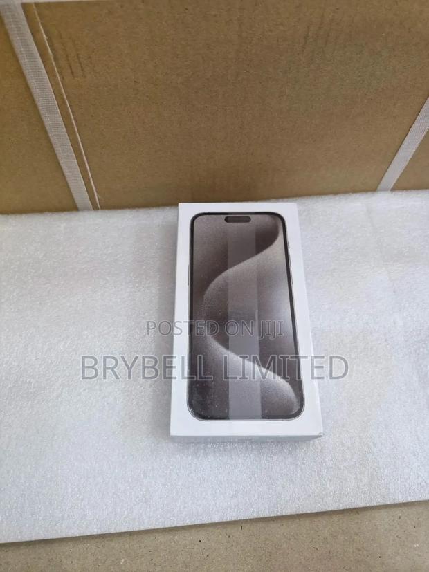 New Apple iPhone 15 Pro Max 256 GB Black - thumbnail 2