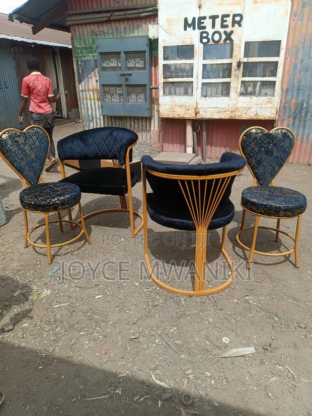 4 Manicure Seats, Black and Gold  - main view