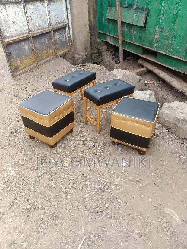 Pedicure Stools, Black and Gold - thumbnail 3