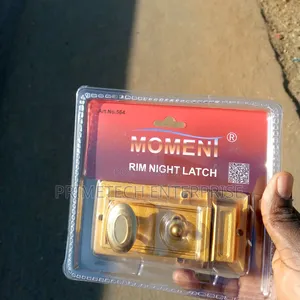 Moment Night Lutch