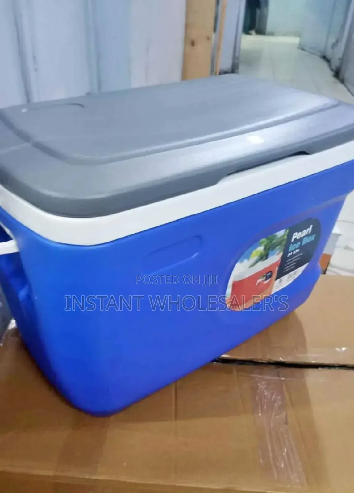 Cooler Boxes 61 Litres Capacity