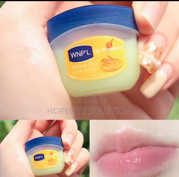 Natural Lip Balm Moisturizing Lipstick - thumbnail 3