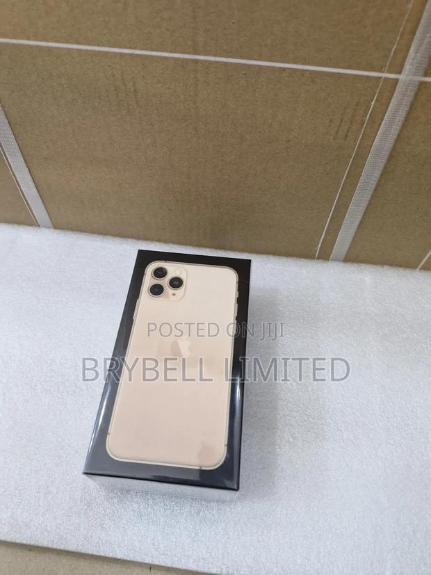 New Apple iPhone 11 Pro 256 GB Gold - main view