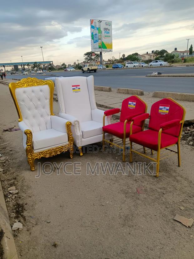 Assorted 4 Church Chairs  - thumbnail 2