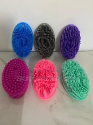 Silicone Bath Brush - thumbnail 2