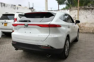 Toyota Harrier 2024 White