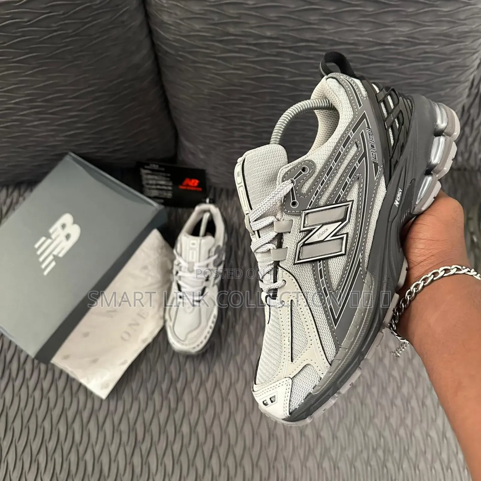 New Balance 1906 R