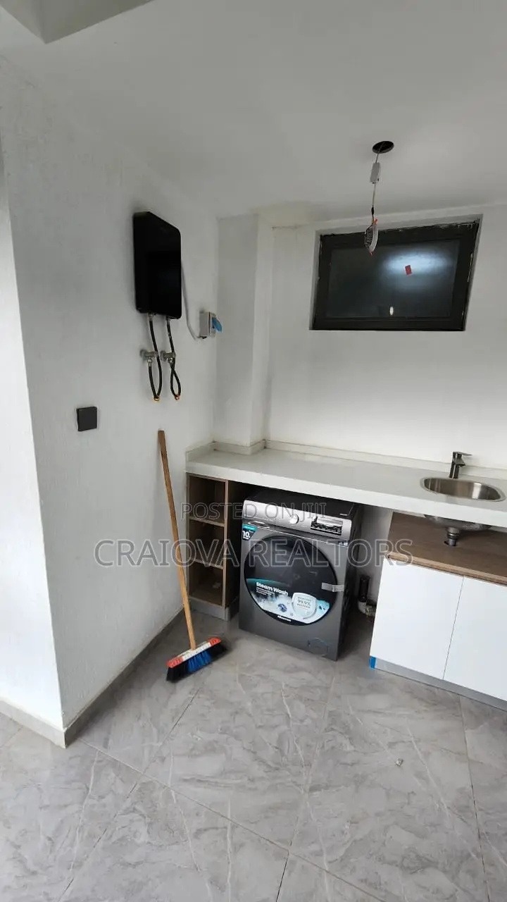 4bdrm Apartment in Kileleshwa for sale