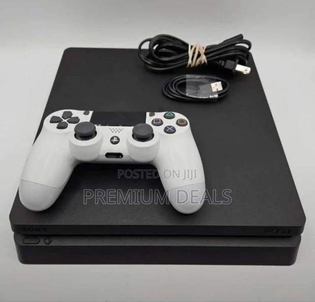 Ps4 Slim With 20games