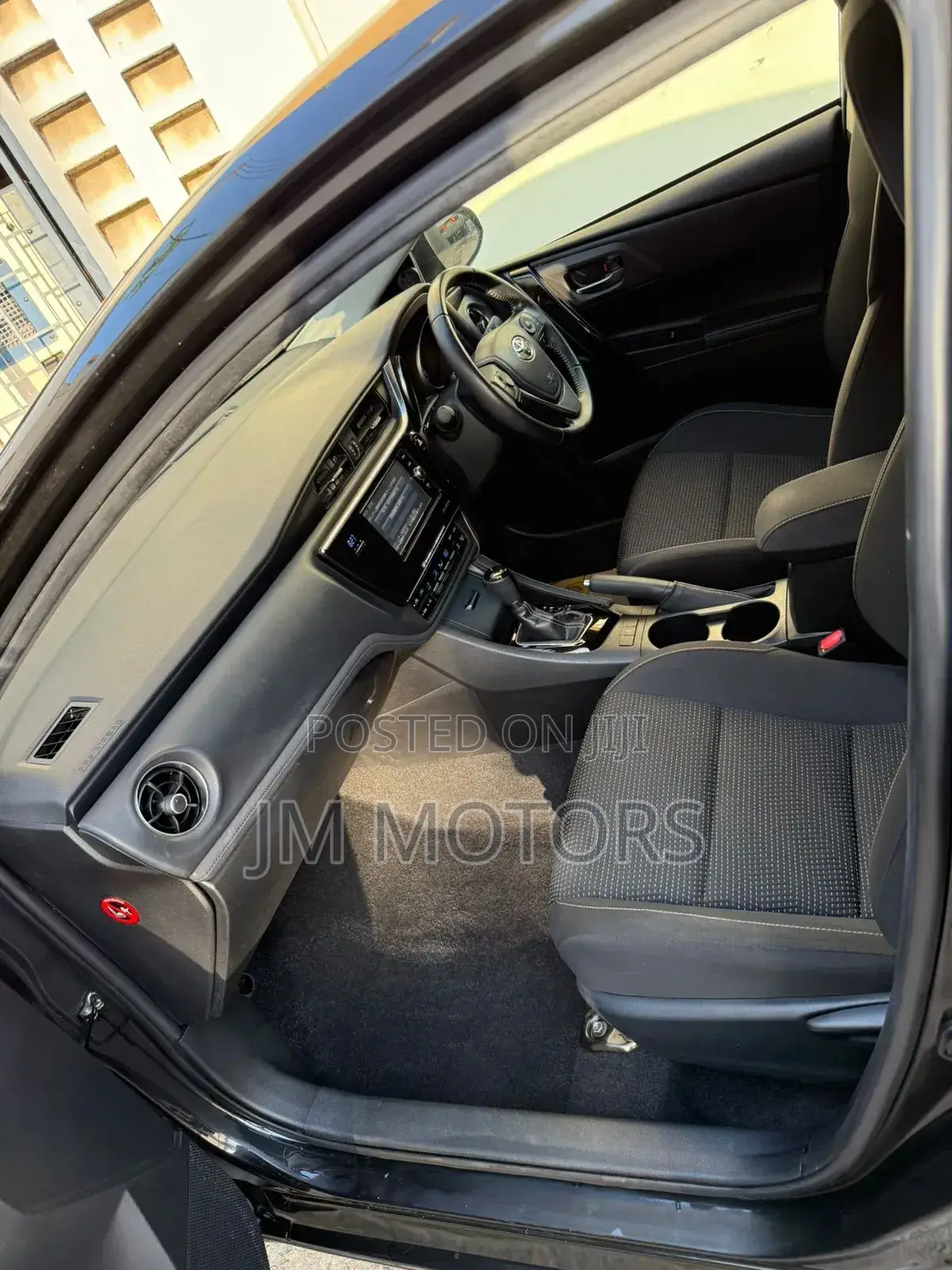 Toyota Auris 2019 Matt Black