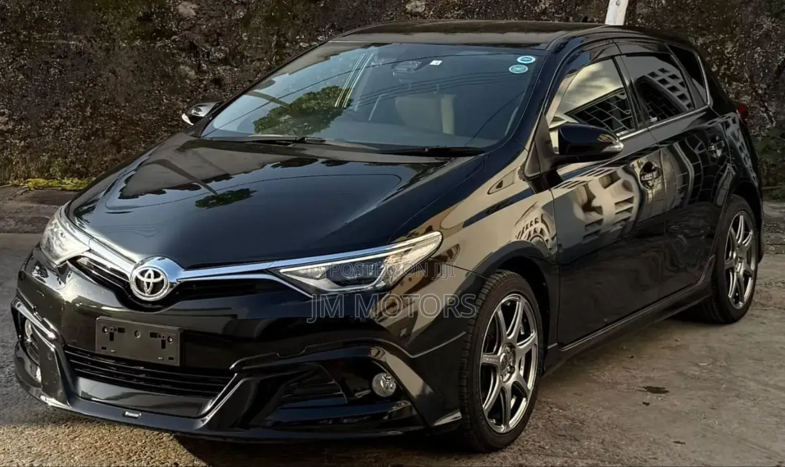 Toyota Auris 2019 Matt Black