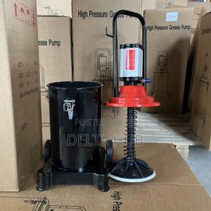 Grease Dispenser Pneumatic Lubricator Bucket Pump - thumbnail 2