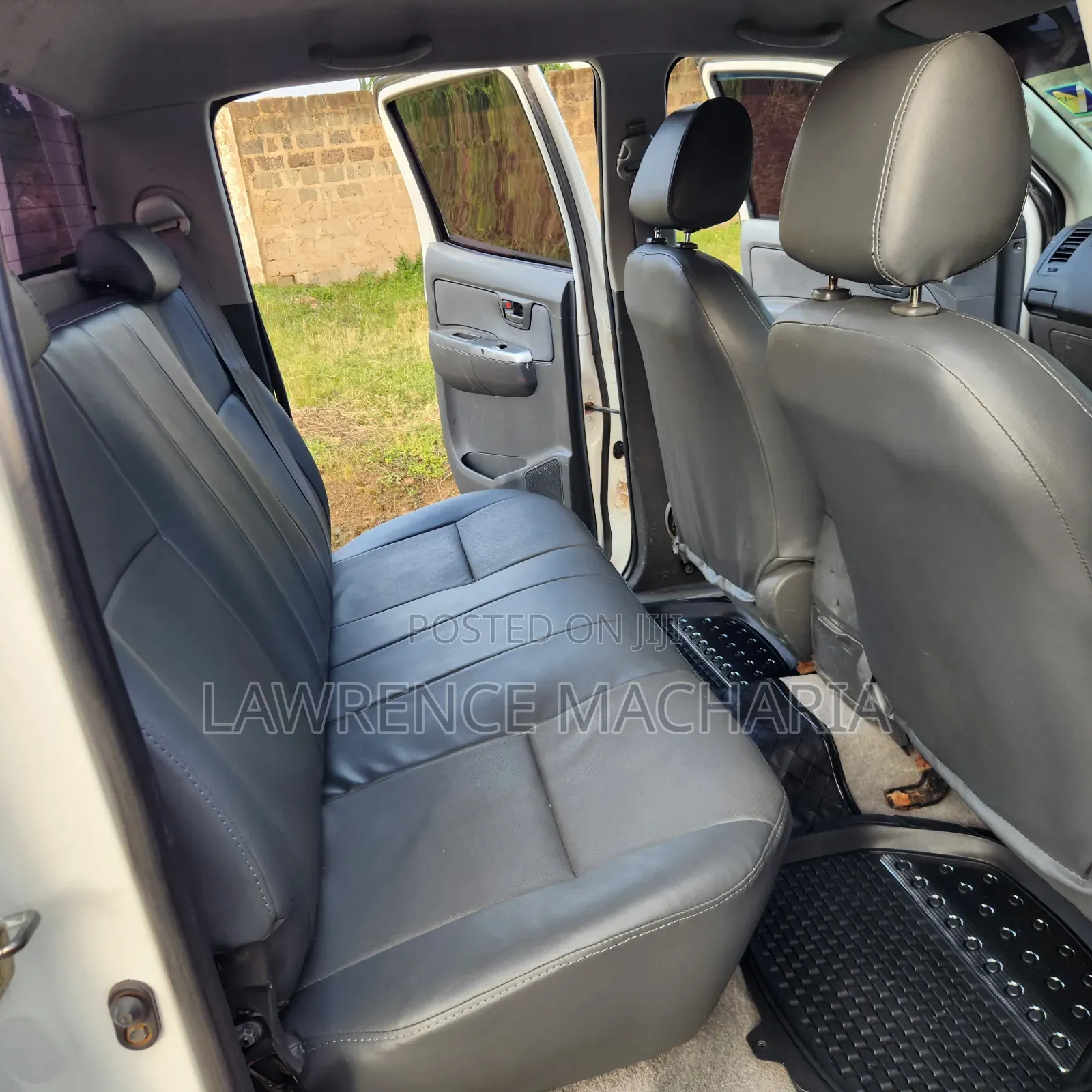 Toyota Hilux 2014 White