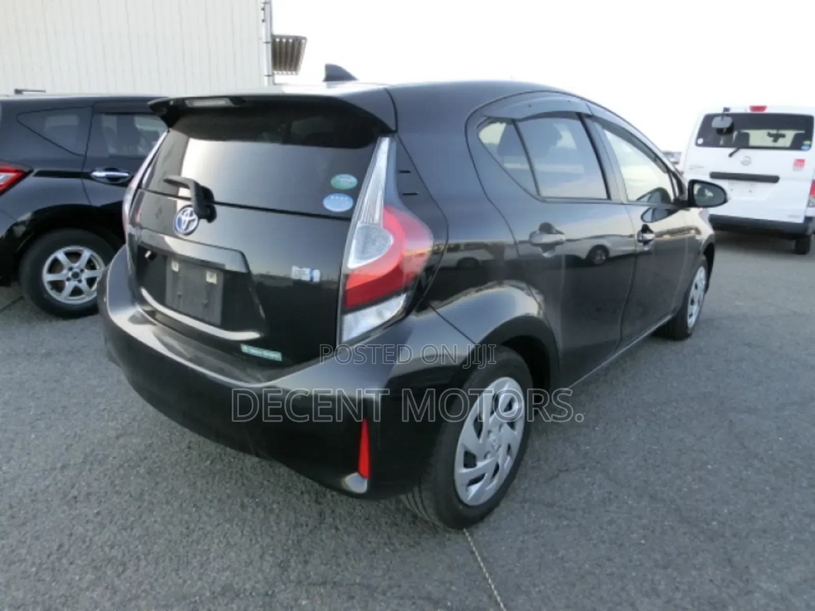 Toyota Aqua 2018 Black