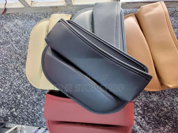 Different Colors 2pcs Car Seat Gap Filler Phone /Key Pocket