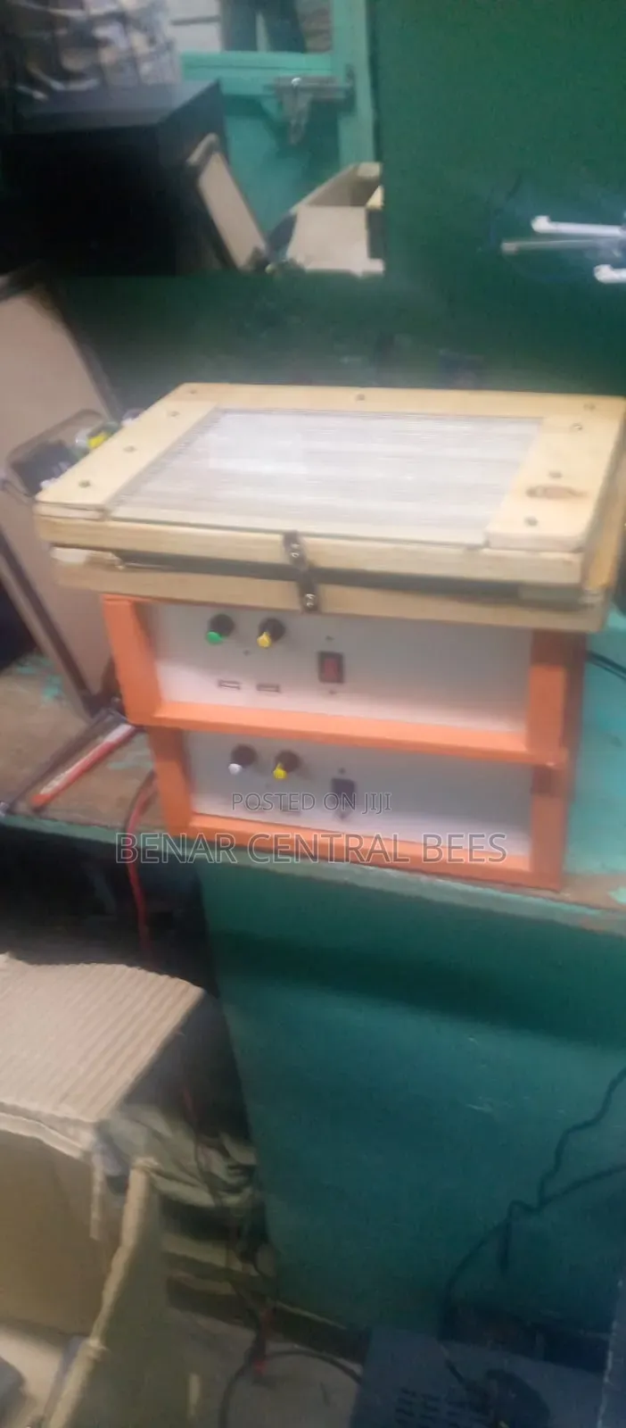 Bee Venom Collector Machines