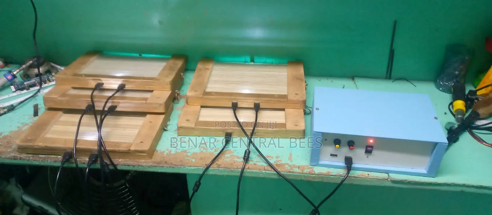 Bee Venom Collector Machines
