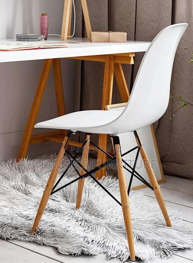 Trendy Eames Replica DSW Chair - main view