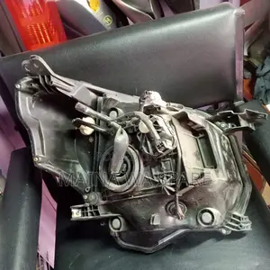 Suzuki Spacia Headlights