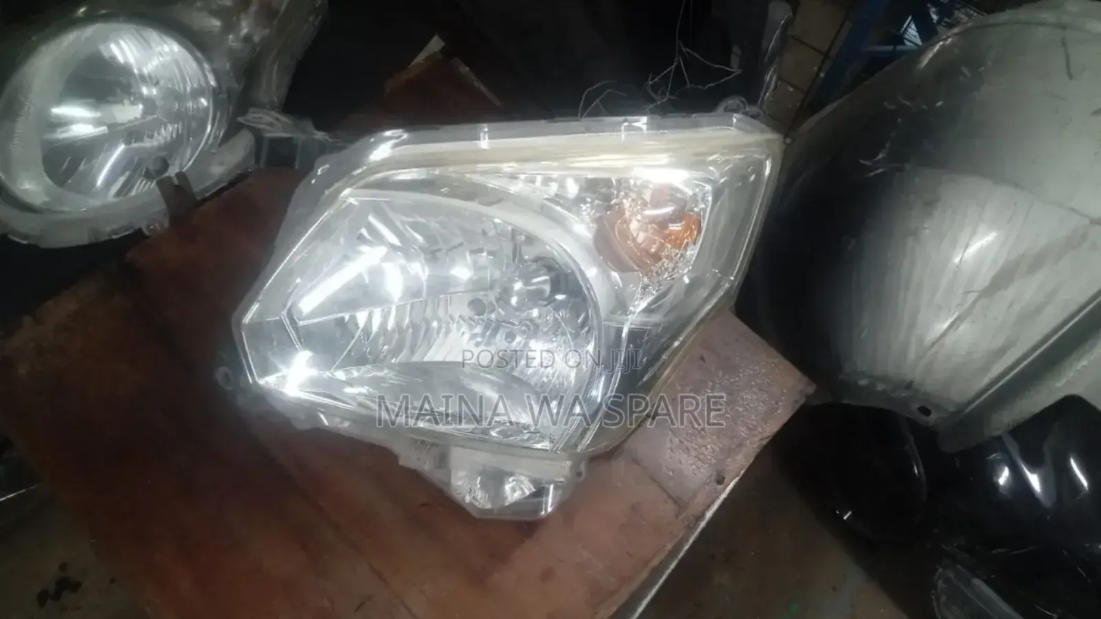 Suzuki Spacia Headlights