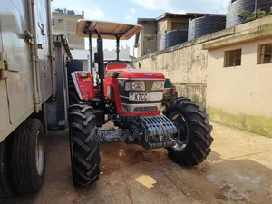 Mahindra Tractor