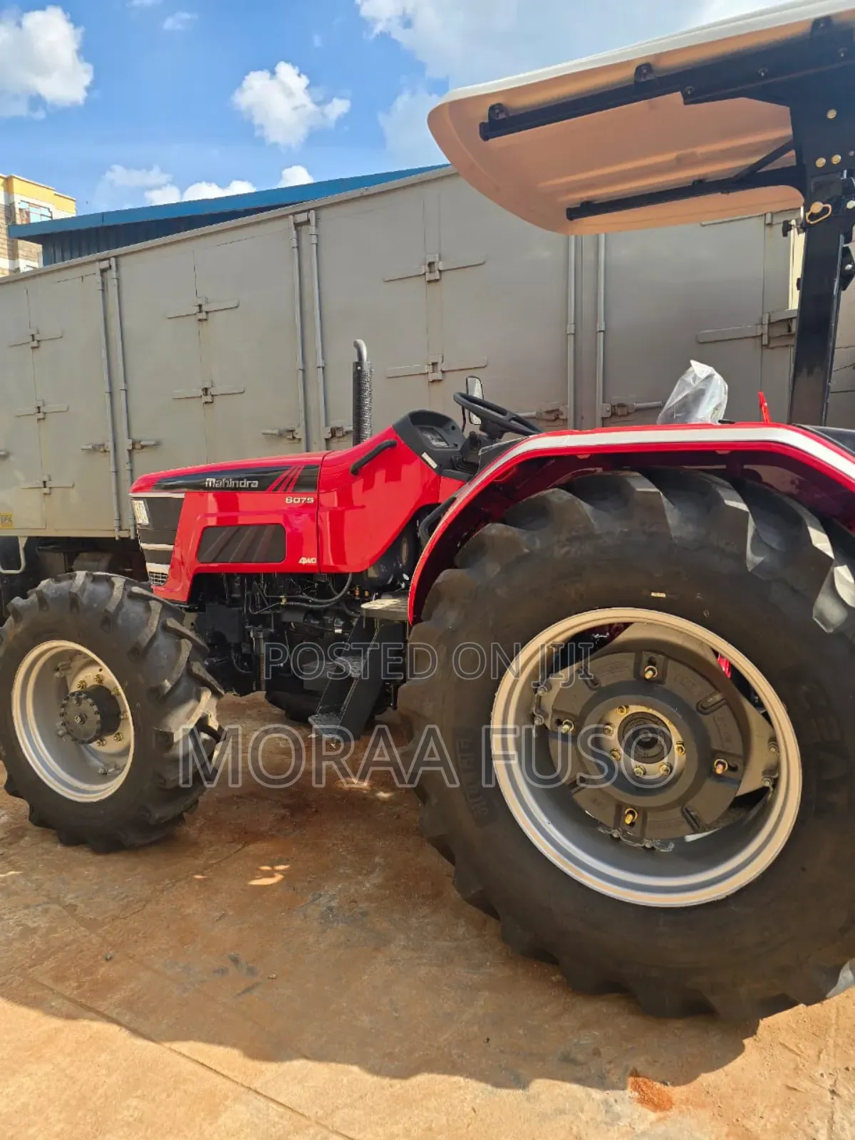 Mahindra Tractor