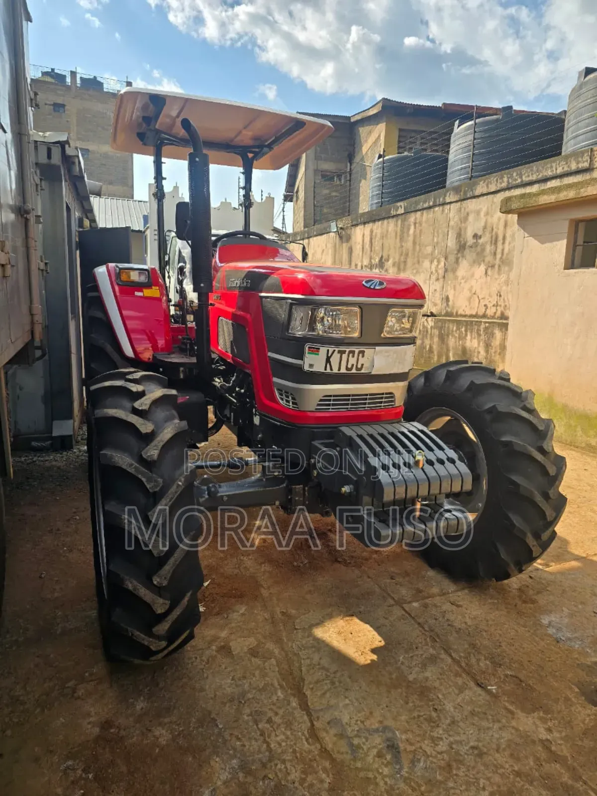 Mahindra Tractor