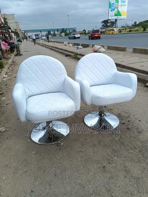 Hydraulic Salon White Seat - thumbnail 2