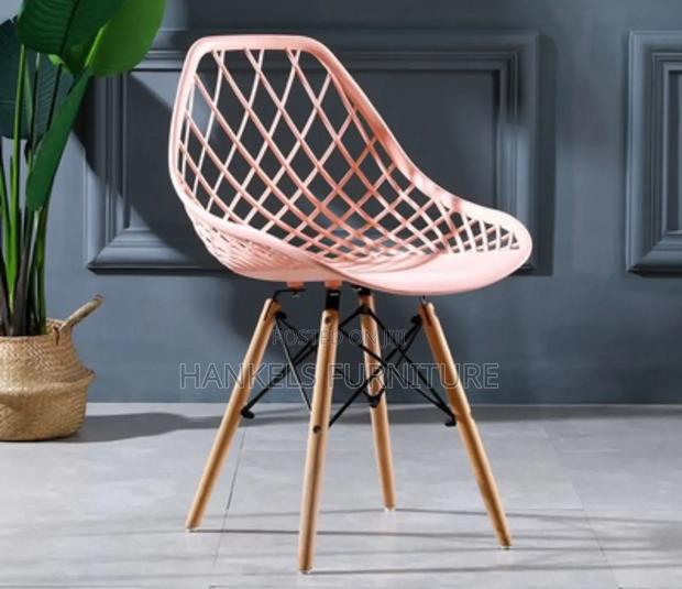 Eames Alternative Replica Chair