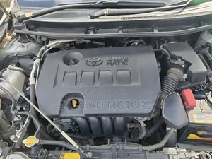 Toyota Premio 2014 Silver
