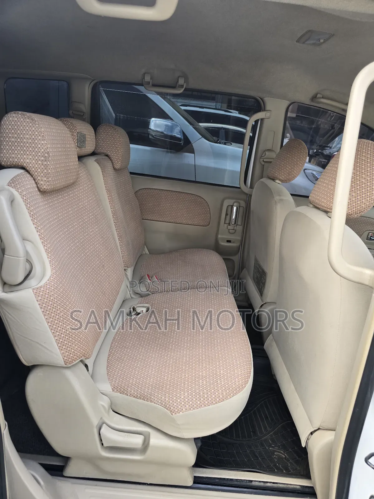 Toyota Sienta 2016 White