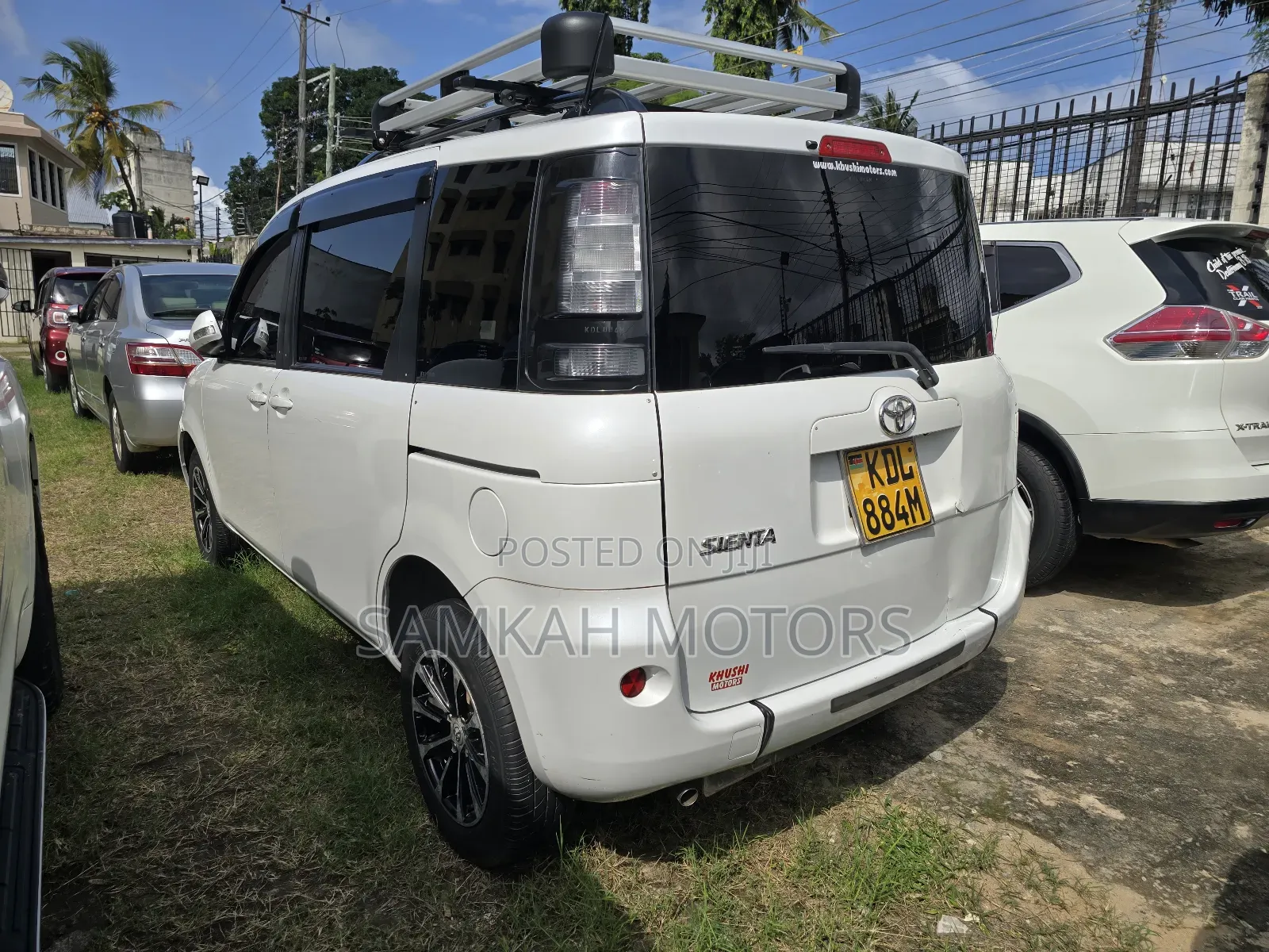 Toyota Sienta 2016 White