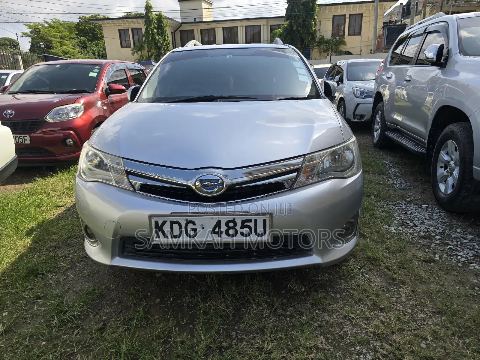 Toyota Corolla Fielder 2015 Silver