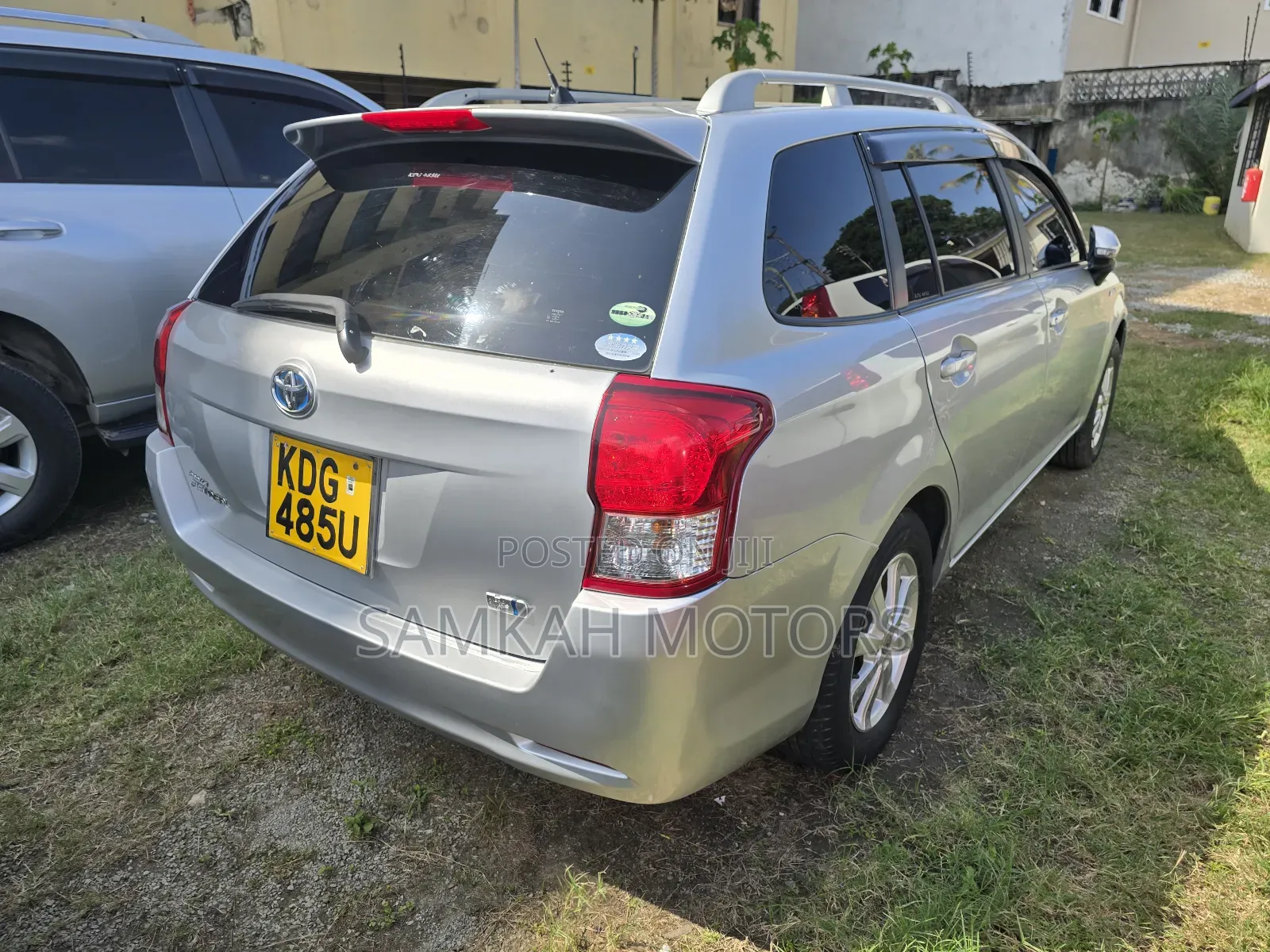 Toyota Corolla Fielder 2015 Silver