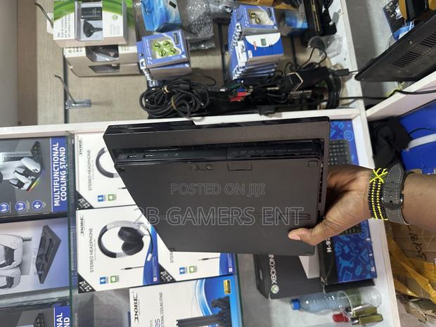Slim 320gb Ps3 Gaming Console, New Pad - thumbnail 3