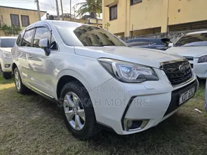 Subaru Forester 2017 White