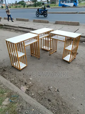 Pocket Friendly Nail Tables 