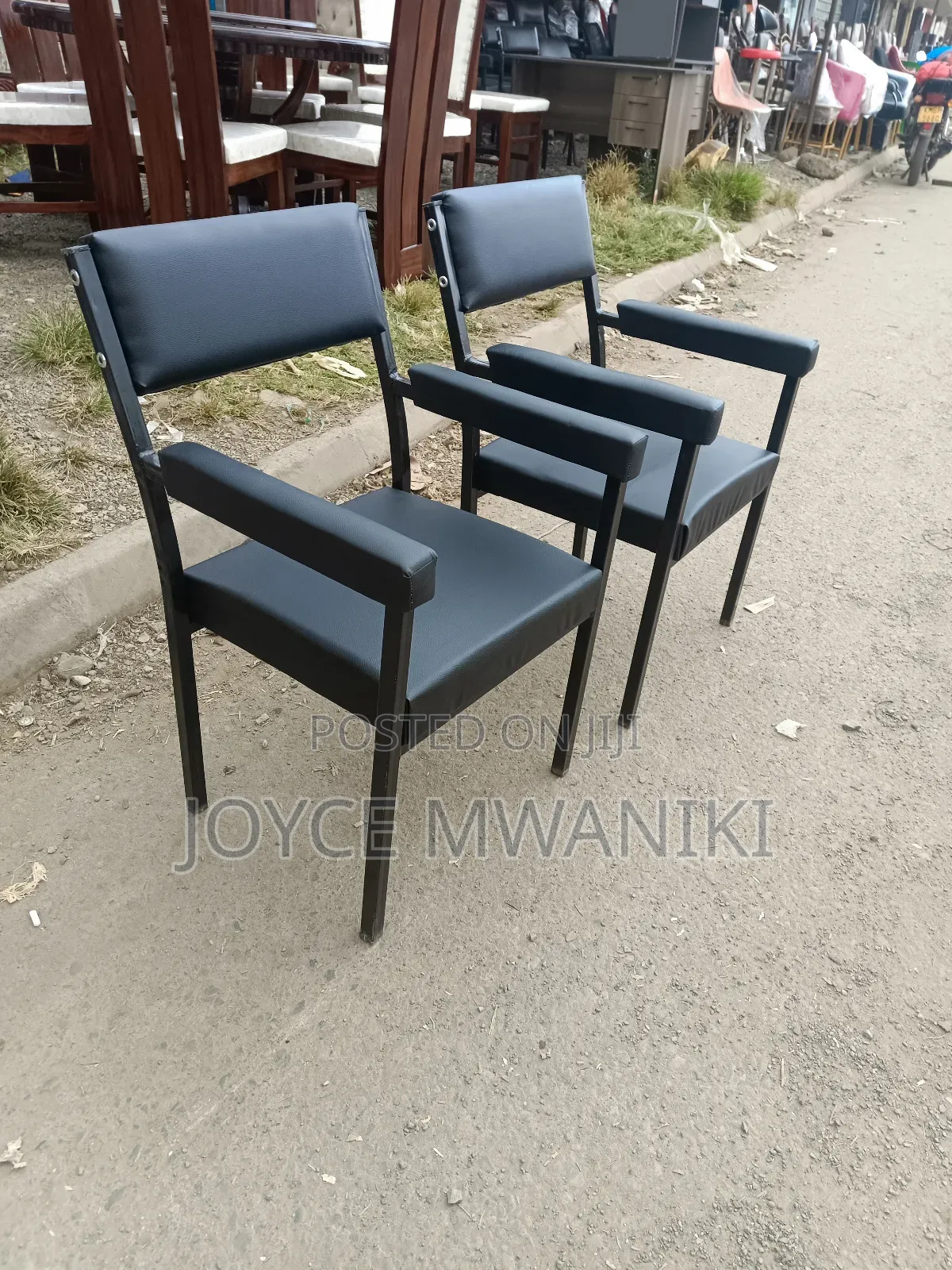 Caterina Seats With Armrest or Office Seats