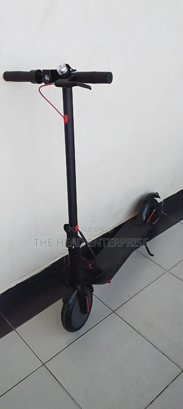 Best Priced Electric Scooter Rechargeable 30km/H Speed