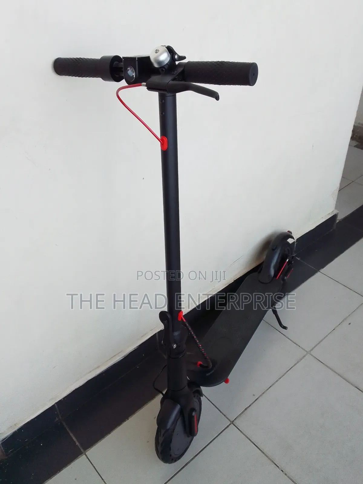Elegant Electric Rechargeable Scooter for Both Kids and Adul