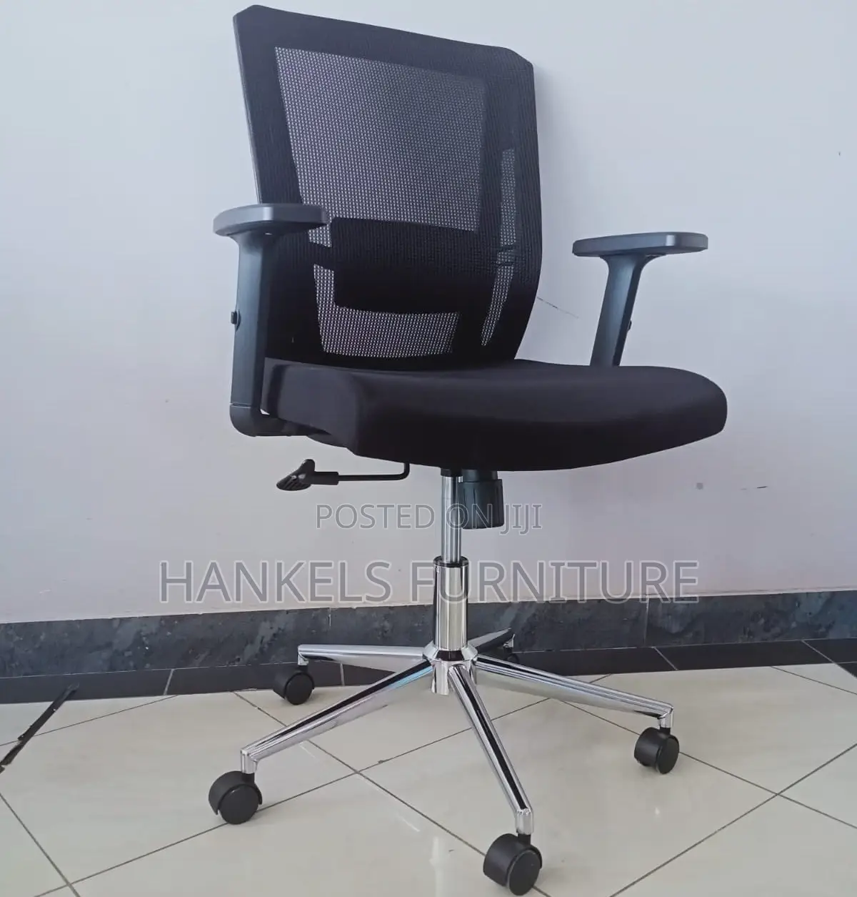 Ergonomic Office Chair With Adjustable Arms