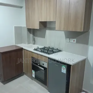 Interior Designer for Kitchen Cupboards