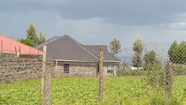 3bdrm Bungalow in Kirobon, Ngata for sale